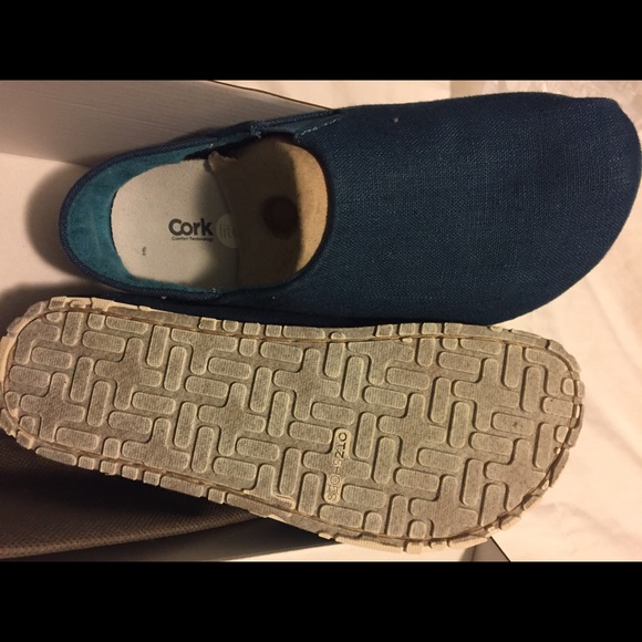 Shoes - Picture 3 of 4